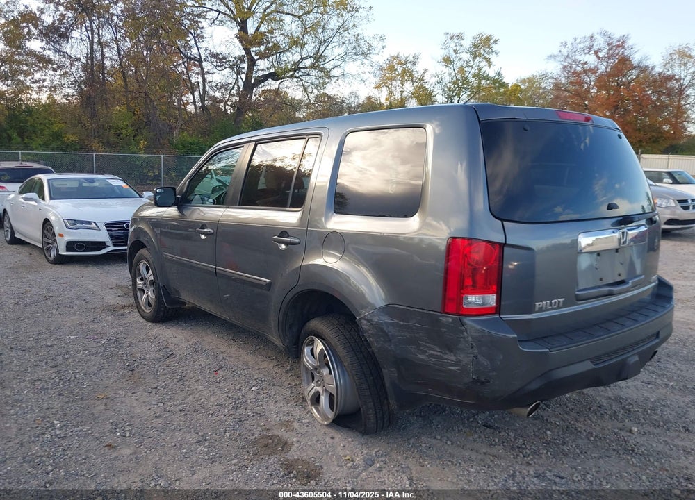 2013 HONDA PILOT VIN: 5FNYF4H47DB019569