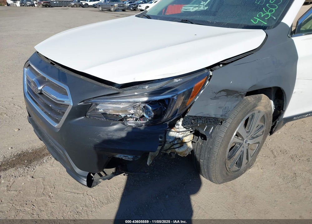 2018 SUBARU OUTBACK 3.6R LIMITED VIN: 4S4BSENC4J3269696