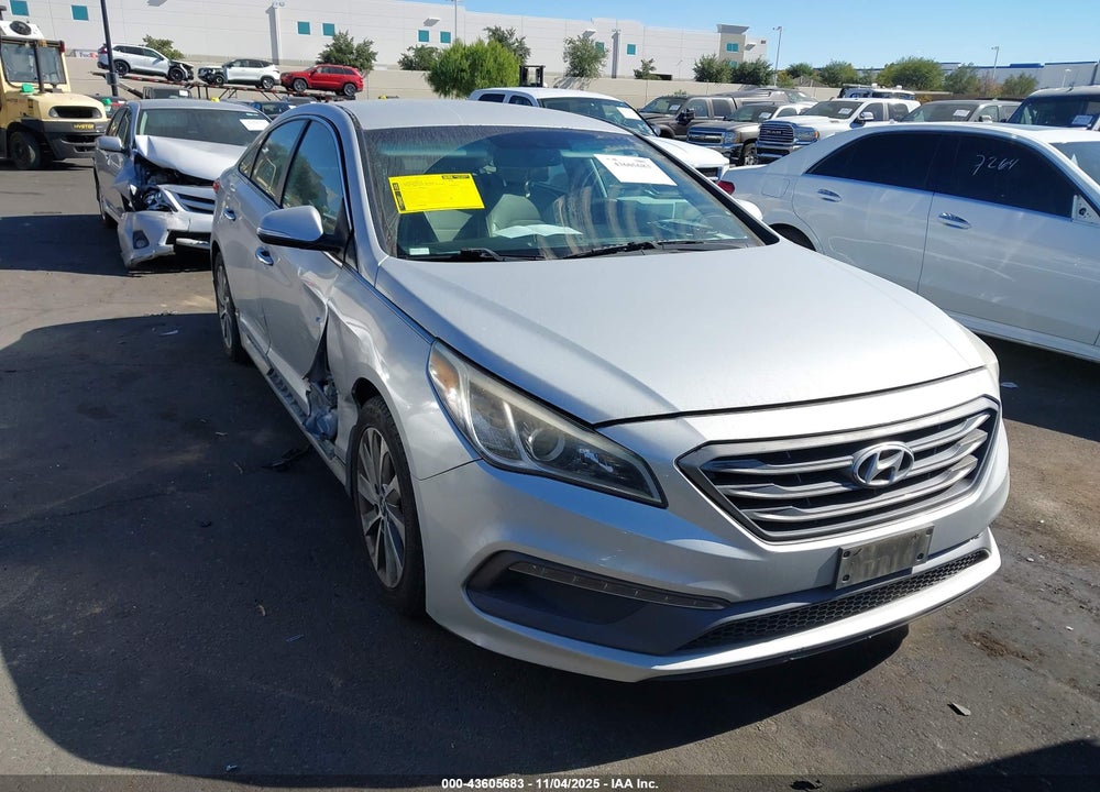 2015 HYUNDAI SONATA SPORT VIN: 5NPE34AF1FH221240