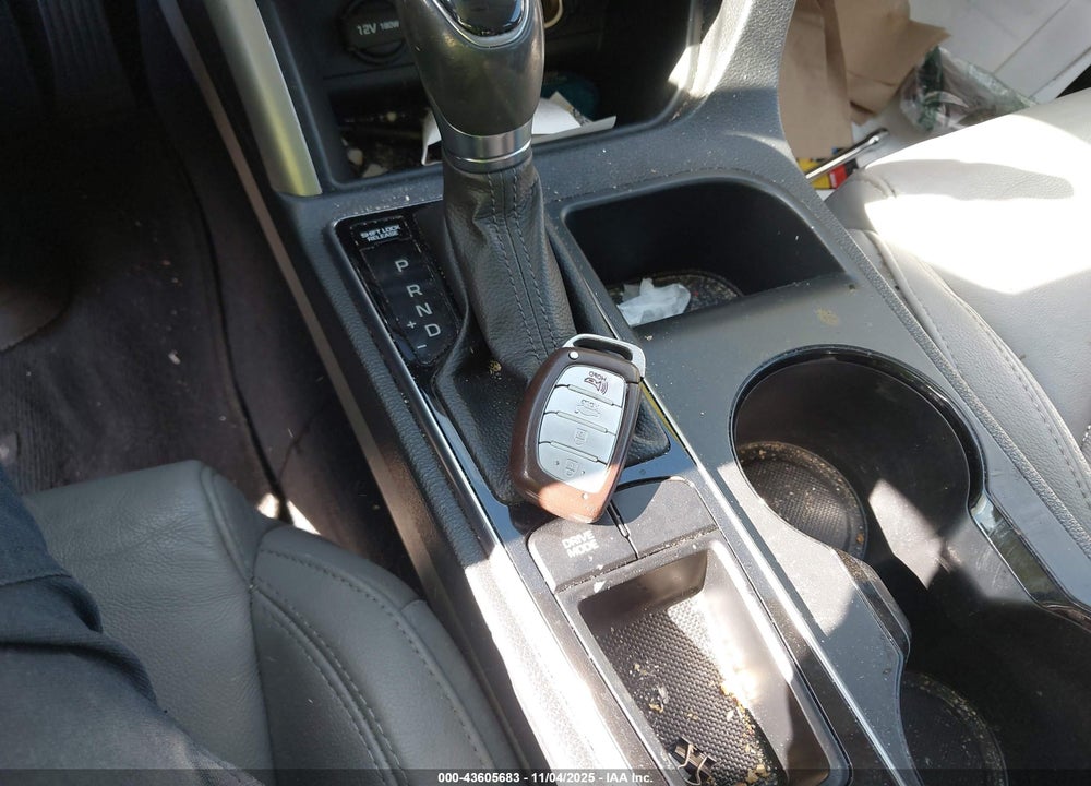 2015 HYUNDAI SONATA SPORT VIN: 5NPE34AF1FH221240