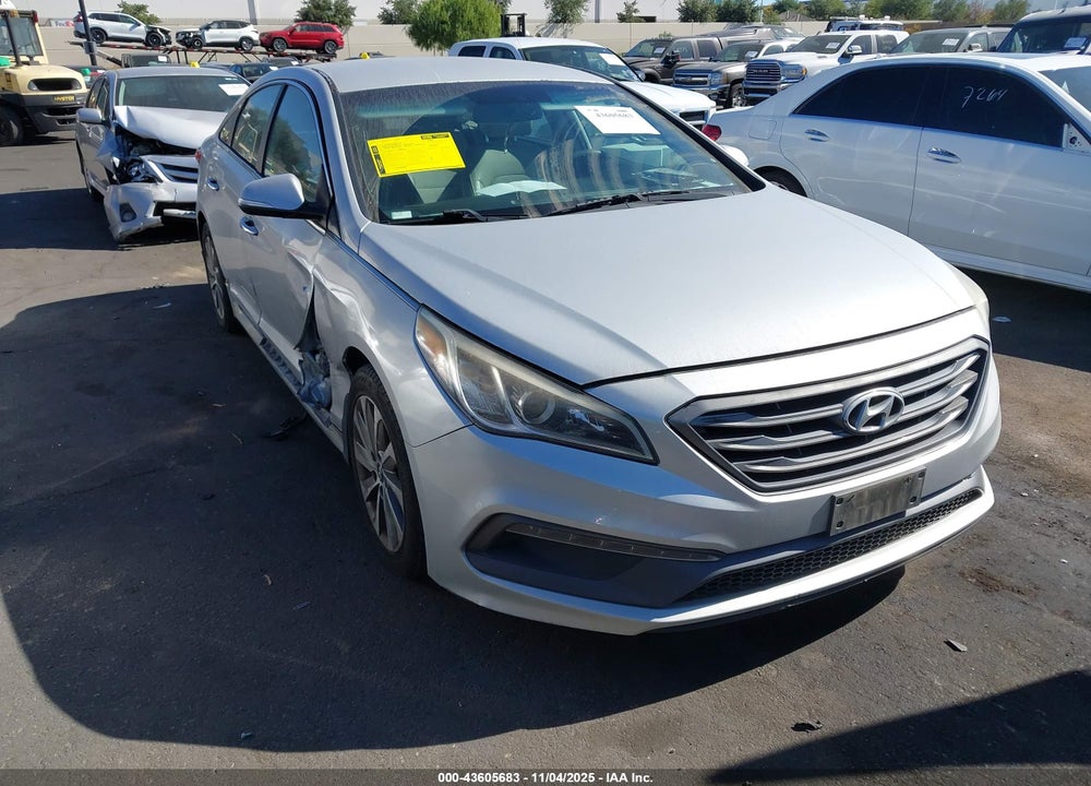 2015 HYUNDAI SONATA SPORT VIN: 5NPE34AF1FH221240