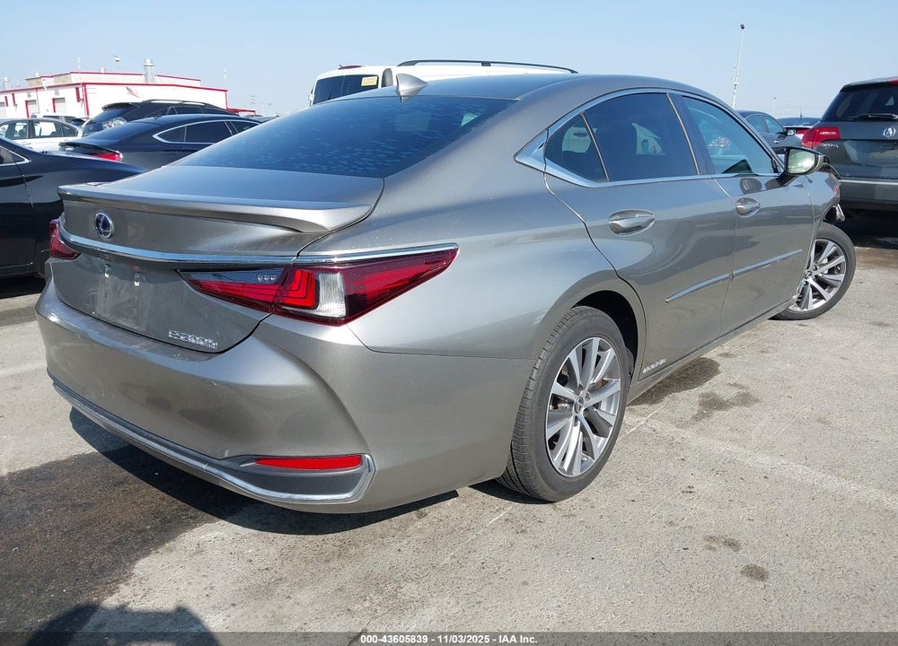 2021 LEXUS ES 300H VIN: 58ACA1C19MU002868