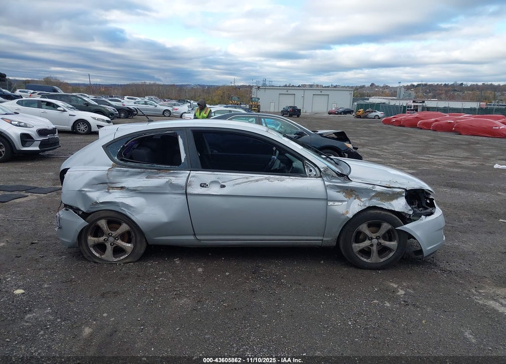 2007 HYUNDAI ACCENT SE VIN: KMHCN36C37U031467