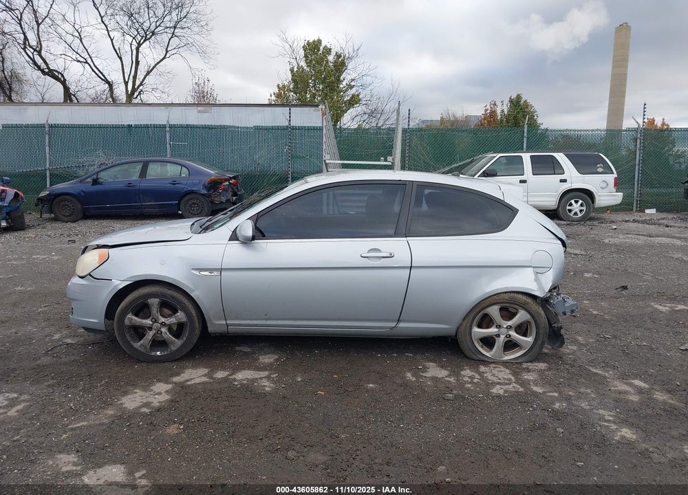 2007 HYUNDAI ACCENT SE VIN: KMHCN36C37U031467