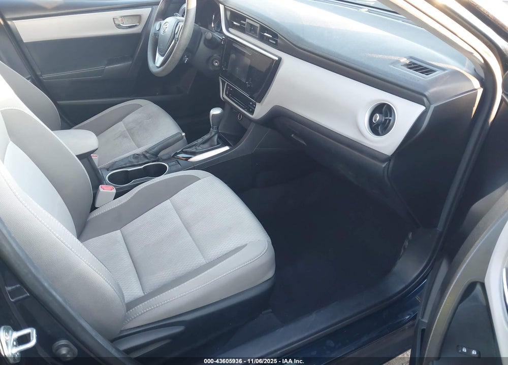 2018 TOYOTA COROLLA LE VIN: 5YFBURHEXJP778430