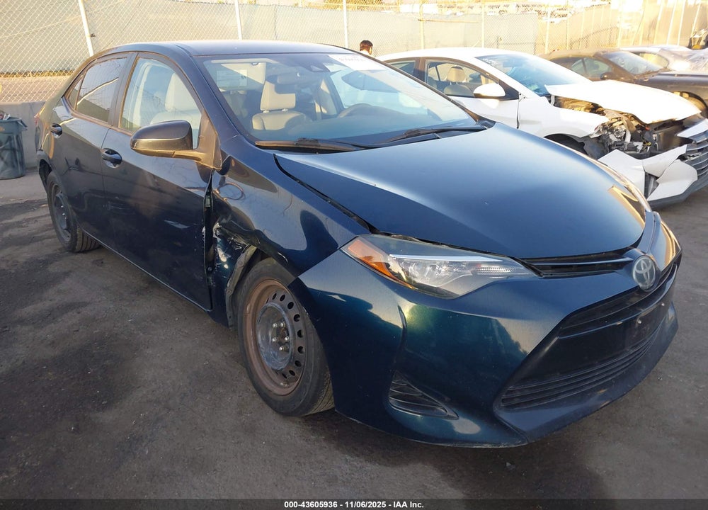 2018 TOYOTA COROLLA LE VIN: 5YFBURHEXJP778430