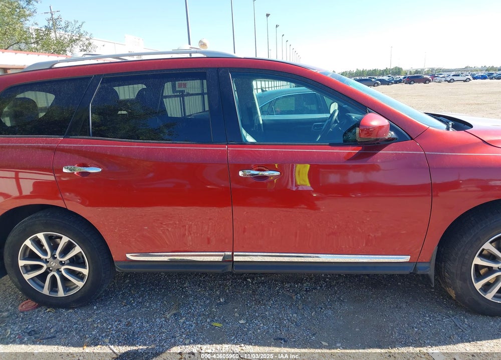 2013 NISSAN PATHFINDER SL VIN: 5N1AR2MN8DC678569