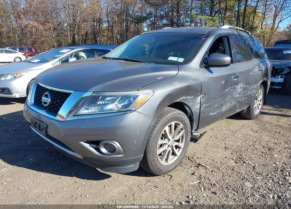 2015 NISSAN PATHFINDER S VIN: 5N1AR2MM4FC712579