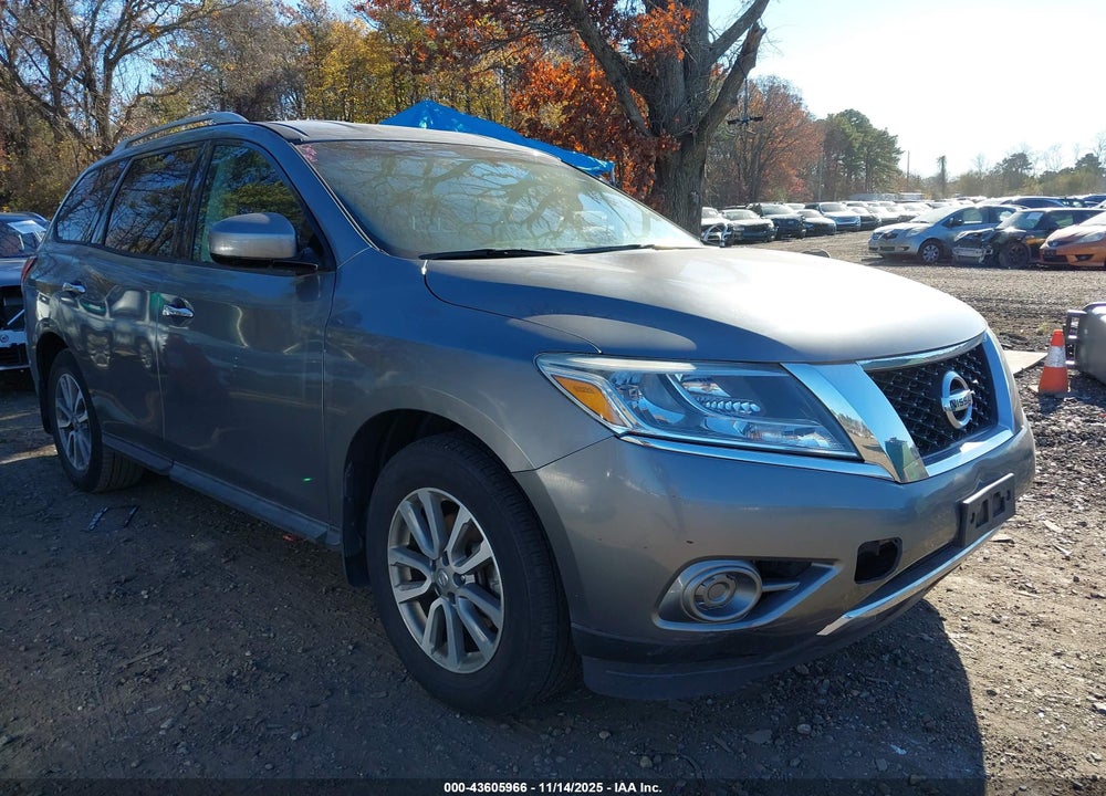2015 NISSAN PATHFINDER S VIN: 5N1AR2MM4FC712579