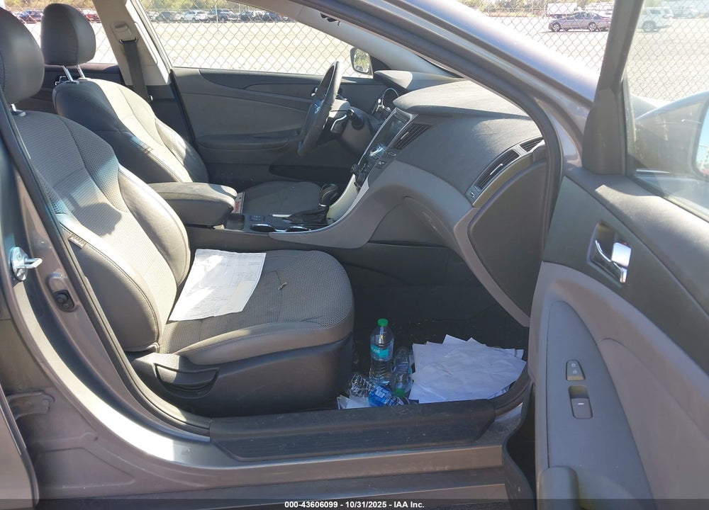2013 HYUNDAI SONATA VIN: 5NPEC4AC5DH806762