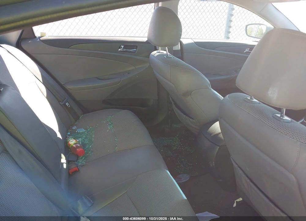 2013 HYUNDAI SONATA VIN: 5NPEC4AC5DH806762