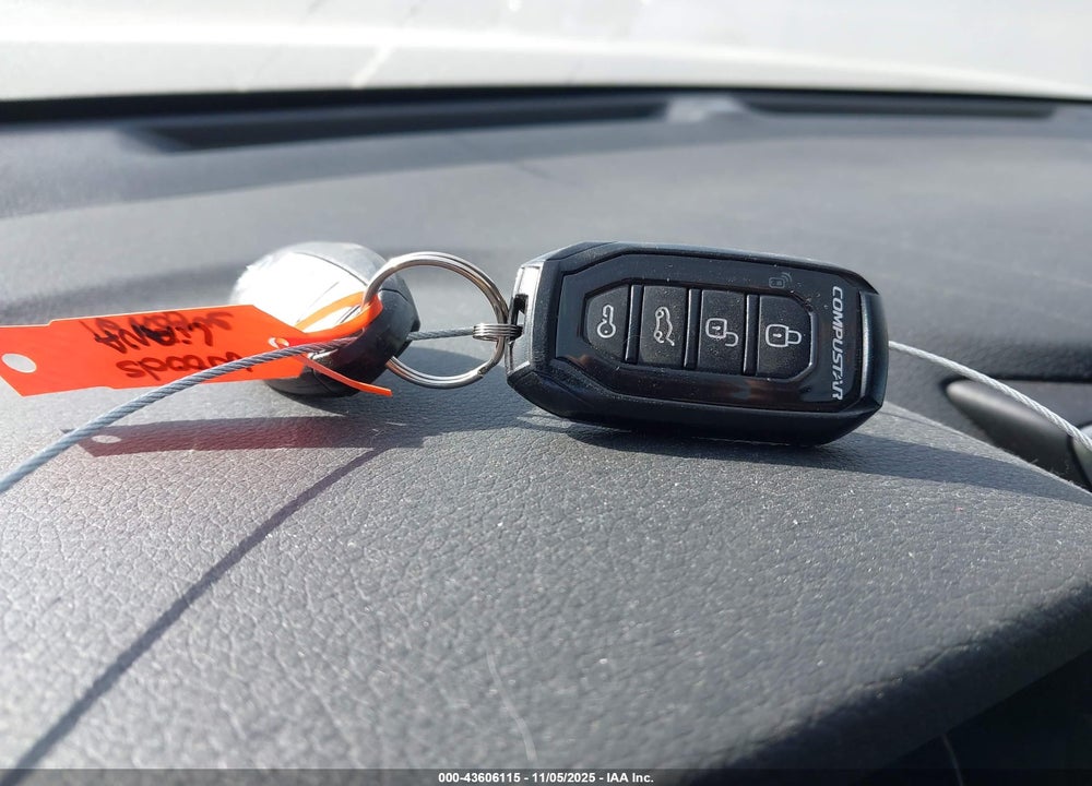 2016 NISSAN ROGUE SV VIN: JN8AT2MV8GW135266