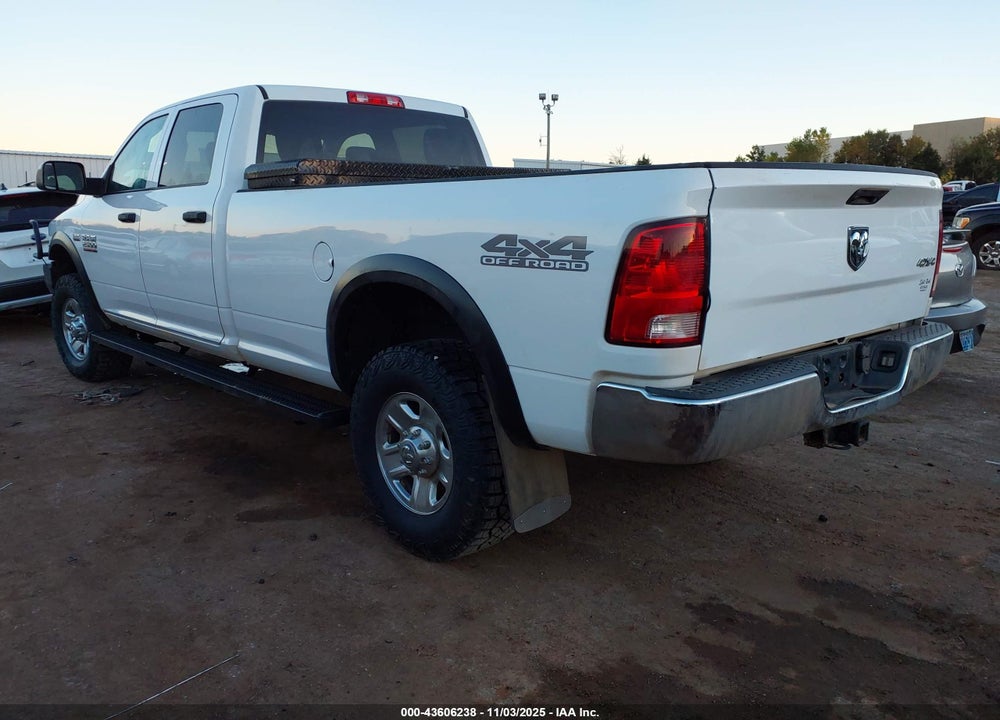 2018 RAM 2500 TRADESMAN  4X4 8' BOX VIN: 3C6UR5HJ1JG263393