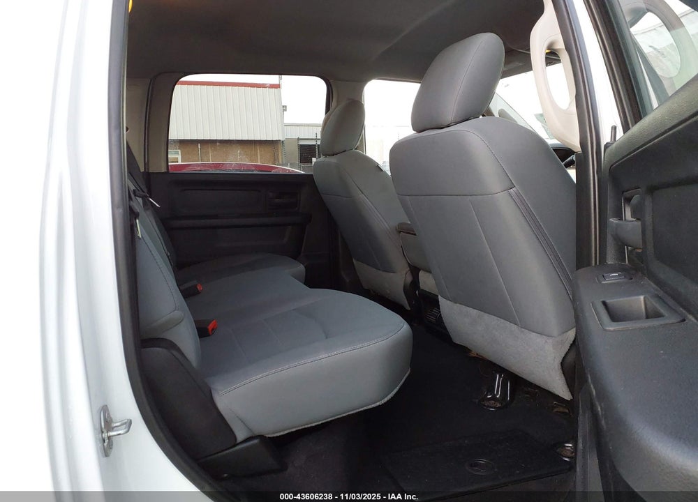 2018 RAM 2500 TRADESMAN  4X4 8' BOX VIN: 3C6UR5HJ1JG263393