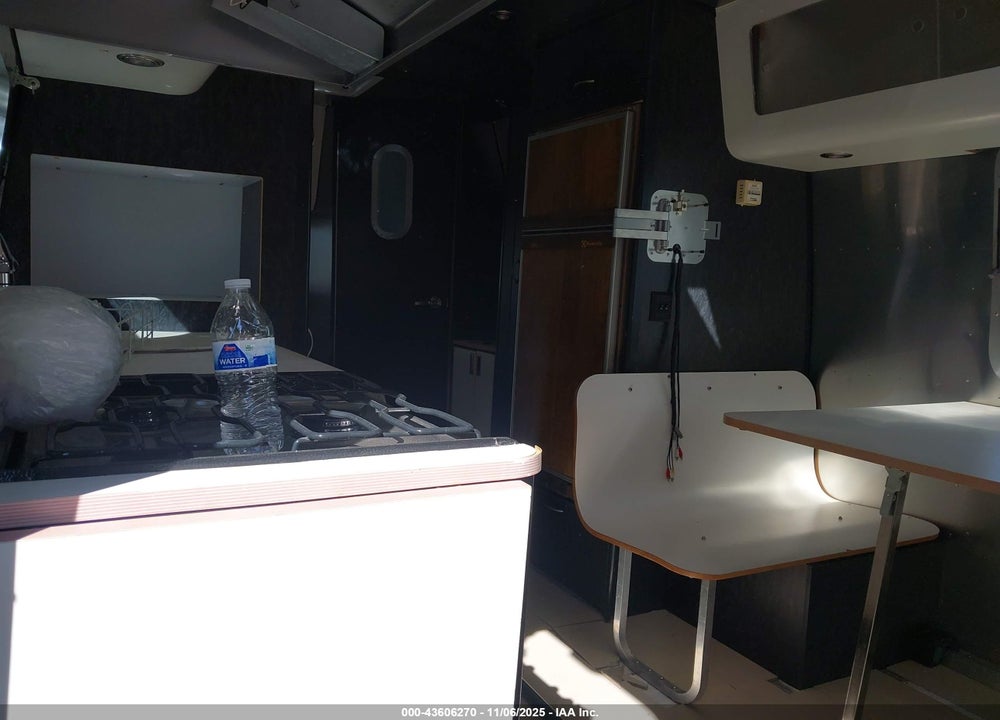 2004 AIRSTREAM OTHER VIN: 1STCFYJ254J516625