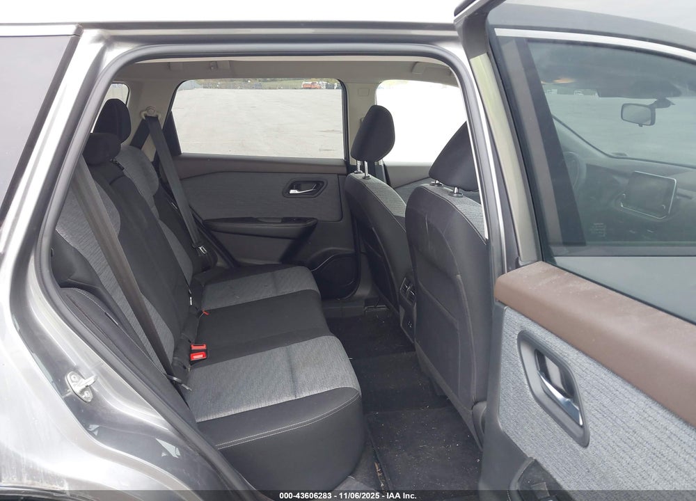 2021 NISSAN ROGUE SV FWD VIN: JN8AT3BA0MW016807