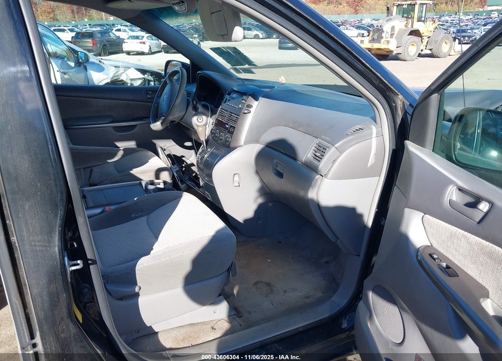 2009 TOYOTA SIENNA VIN: 5TDZK23C19S225878