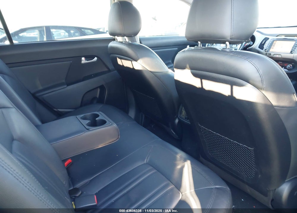 2016 KIA SPORTAGE VIN: KNDPCCAC9G7831000