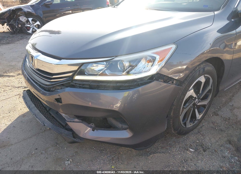 2017 HONDA ACCORD VIN: 1HGCR2F75HA032081