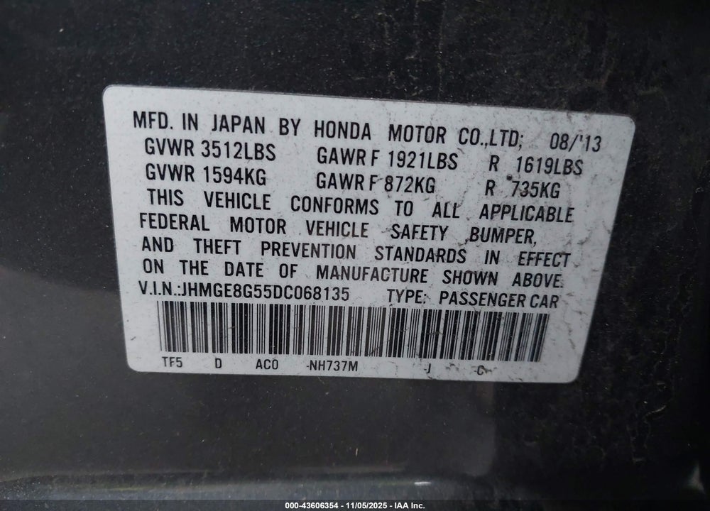 2013 HONDA FIT SPORT VIN: JHMGE8G55DC068135