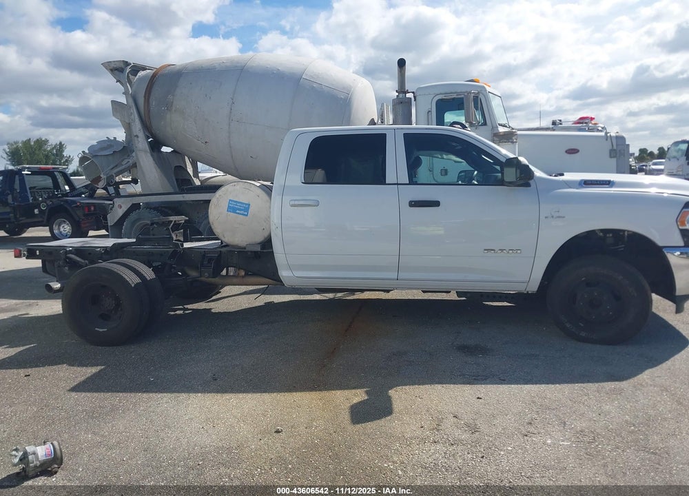 2021 RAM 3500 CHASSIS TRADESMAN/SLT/LAIE/LIMITED VIN: 3C7WRSCL1MG673076