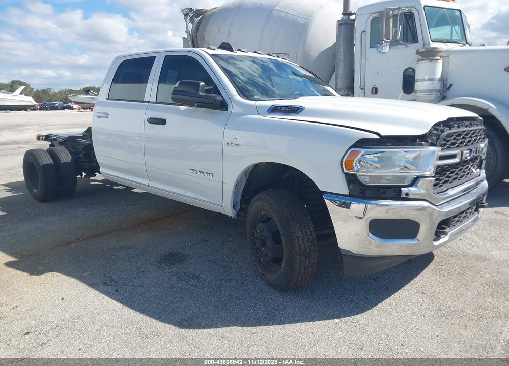 2021 RAM 3500 CHASSIS TRADESMAN/SLT/LAIE/LIMITED VIN: 3C7WRSCL1MG673076