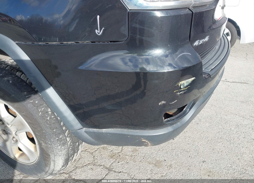 2015 JEEP GRAND CHEROKEE VIN: 1C4RJFAG2FC603932
