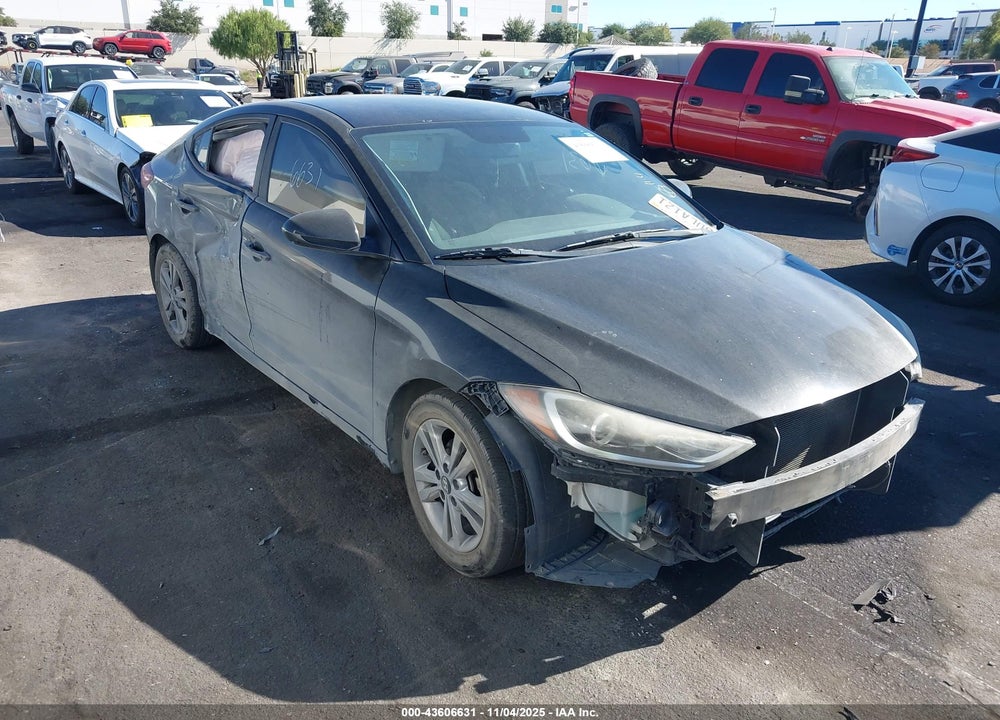 2018 HYUNDAI ELANTRA SEL VIN: KMHD84LF7JU492128