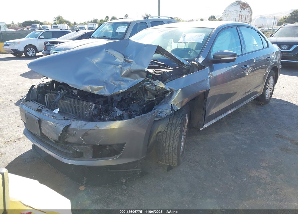2015 VOLKSWAGEN PASSAT VIN: 1VWAT7A30FC076853