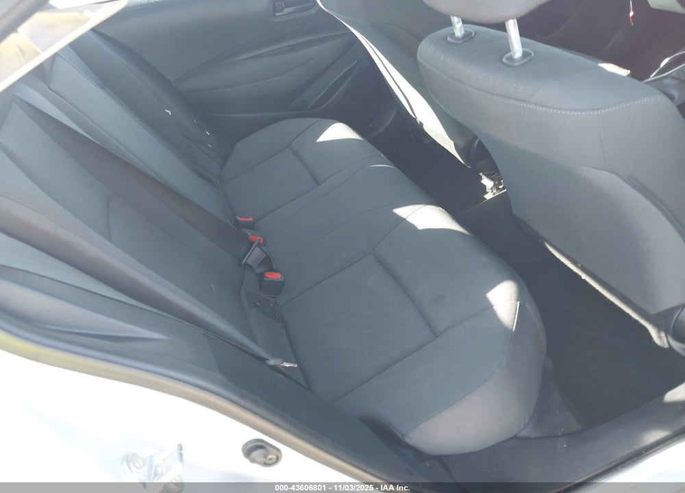 2025 TOYOTA COROLLA LE VIN: 5YFB4MDE5SP249252