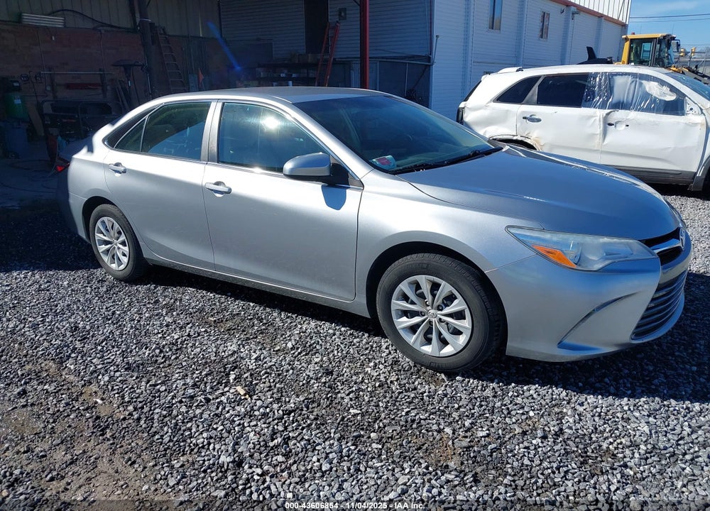 2015 TOYOTA CAMRY LE VIN: 4T1BF1FK4FU479204