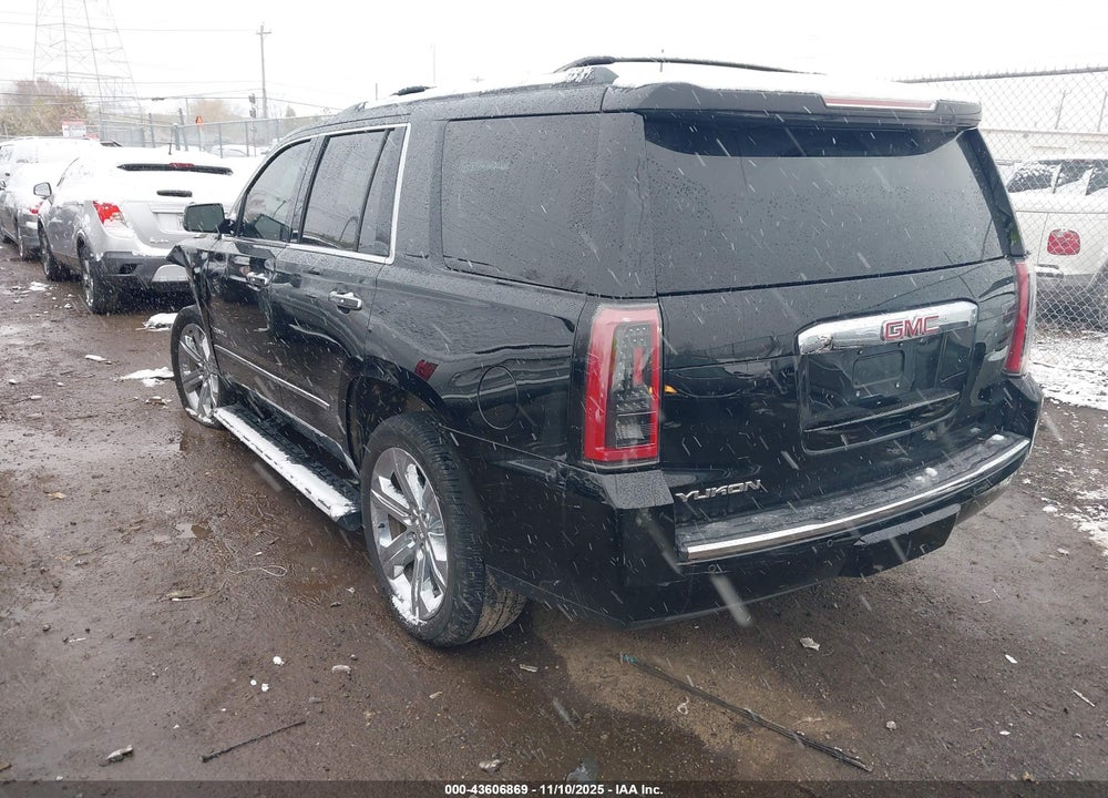2016 GMC YUKON DENALI VIN: 1GKS2CKJXGR201036