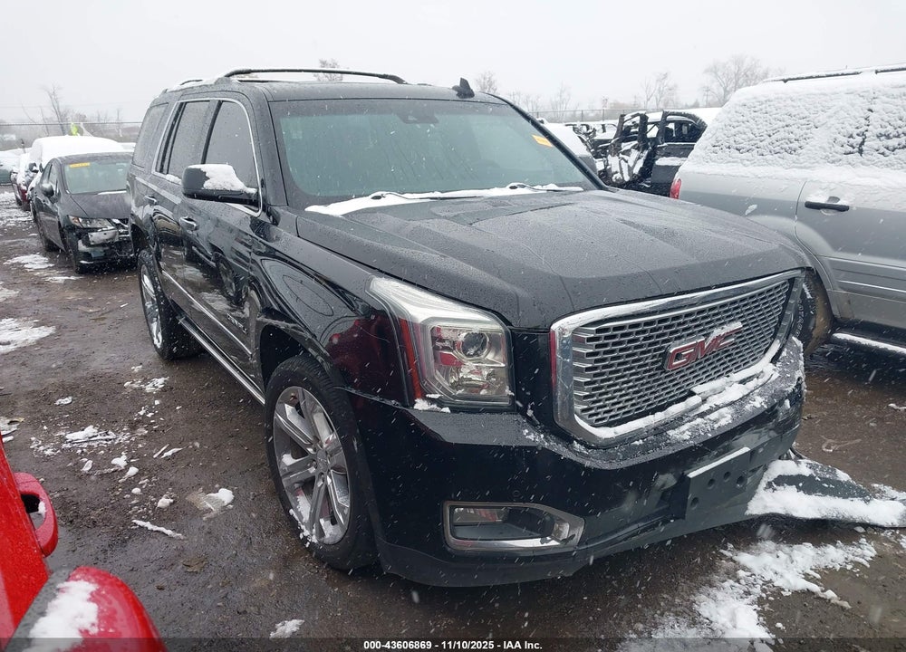 2016 GMC YUKON DENALI VIN: 1GKS2CKJXGR201036