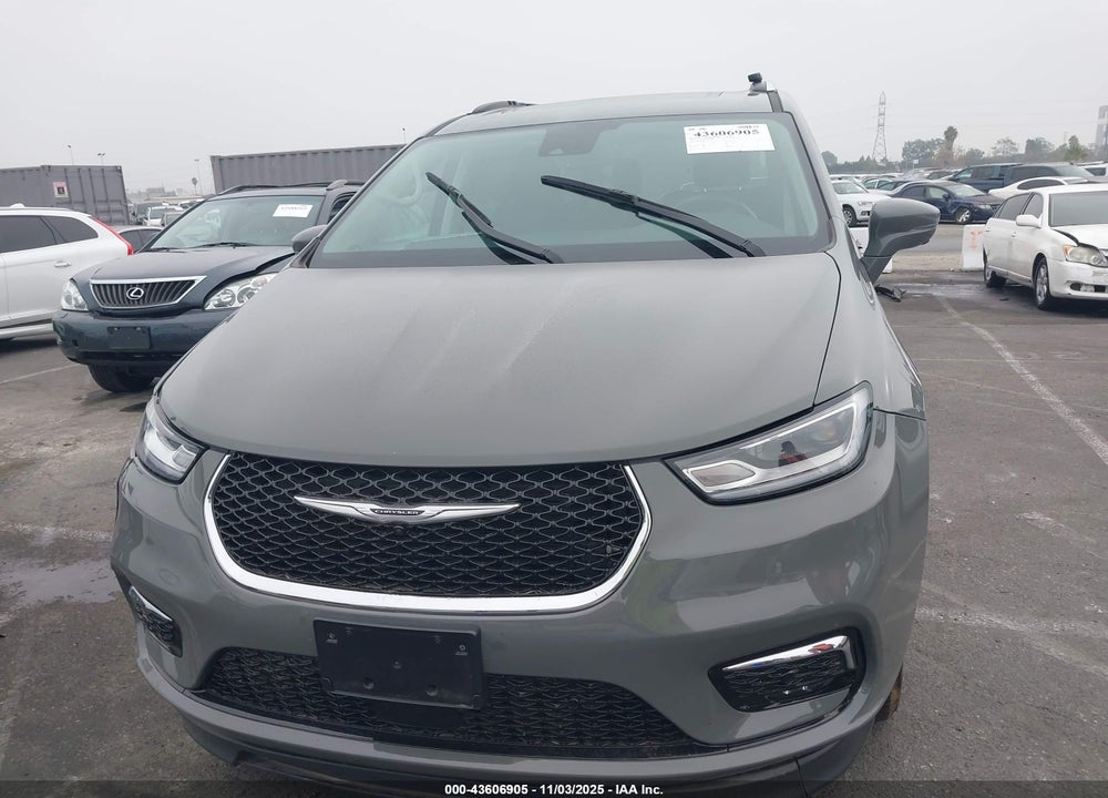 2021 CHRYSLER PACIFICA TOURING L VIN: 2C4RC1BG6MR575214
