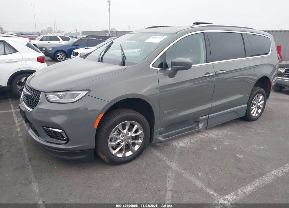2021 CHRYSLER PACIFICA TOURING L VIN: 2C4RC1BG6MR575214