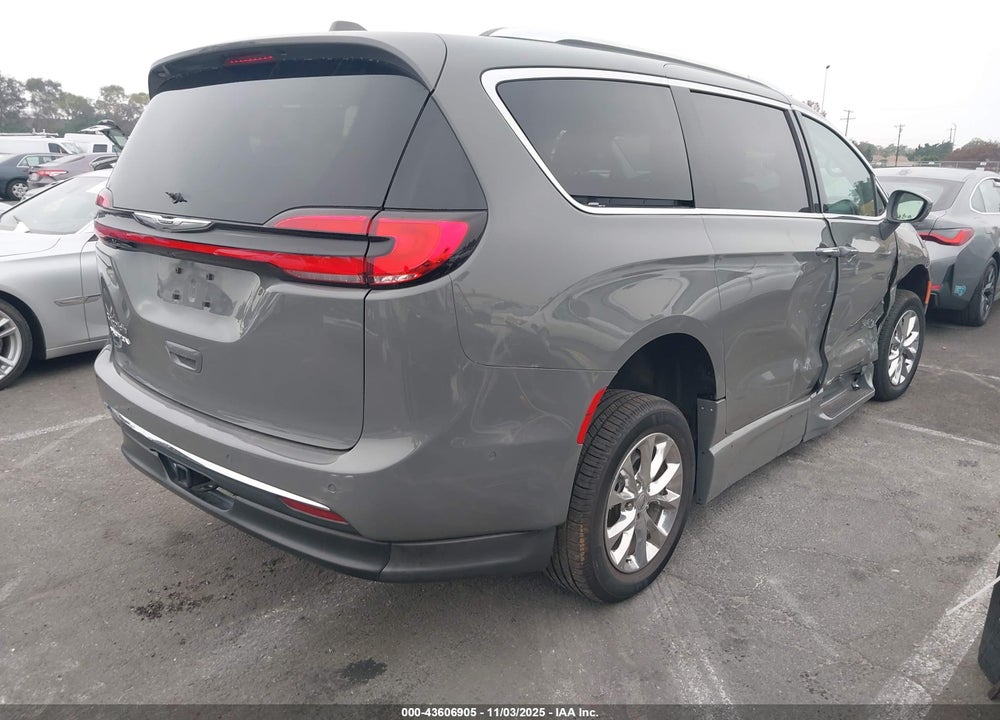 2021 CHRYSLER PACIFICA TOURING L VIN: 2C4RC1BG6MR575214