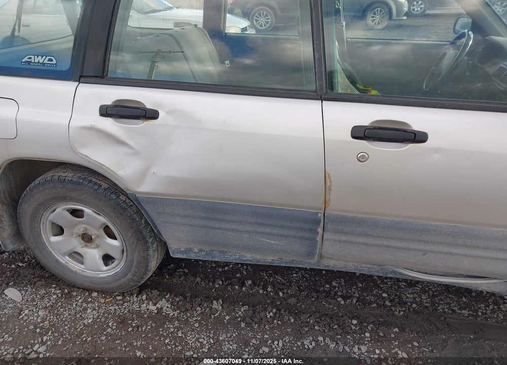 2001 SUBARU FORESTER L VIN: JF1SF63541H707788