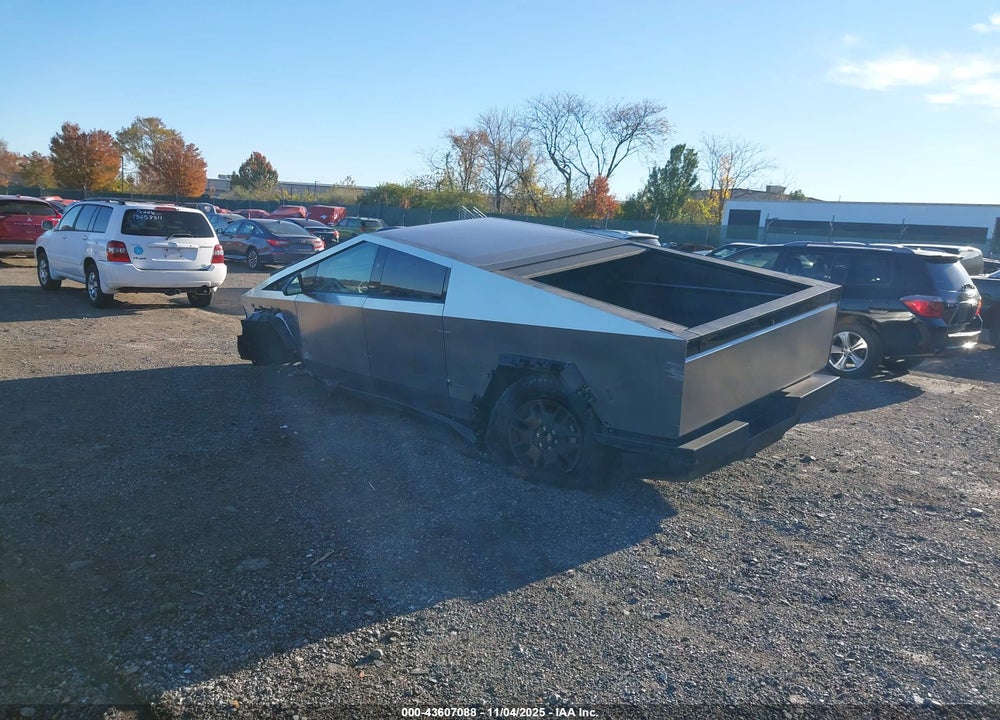 2024 TESLA CYBERTRUCK ALL-WHEEL DRIVE VIN: 7G2CEHED4RA034637