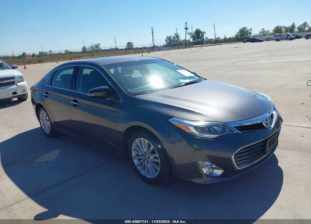 2014 TOYOTA AVALON HYBRID XLE TOURING VIN: 4T1BD1EB5EU027820