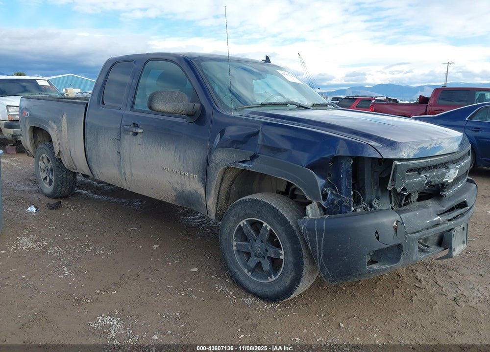 2012 CHEVROLET SILVERADO 1500 LT VIN: 1GCRKSE75CZ173791