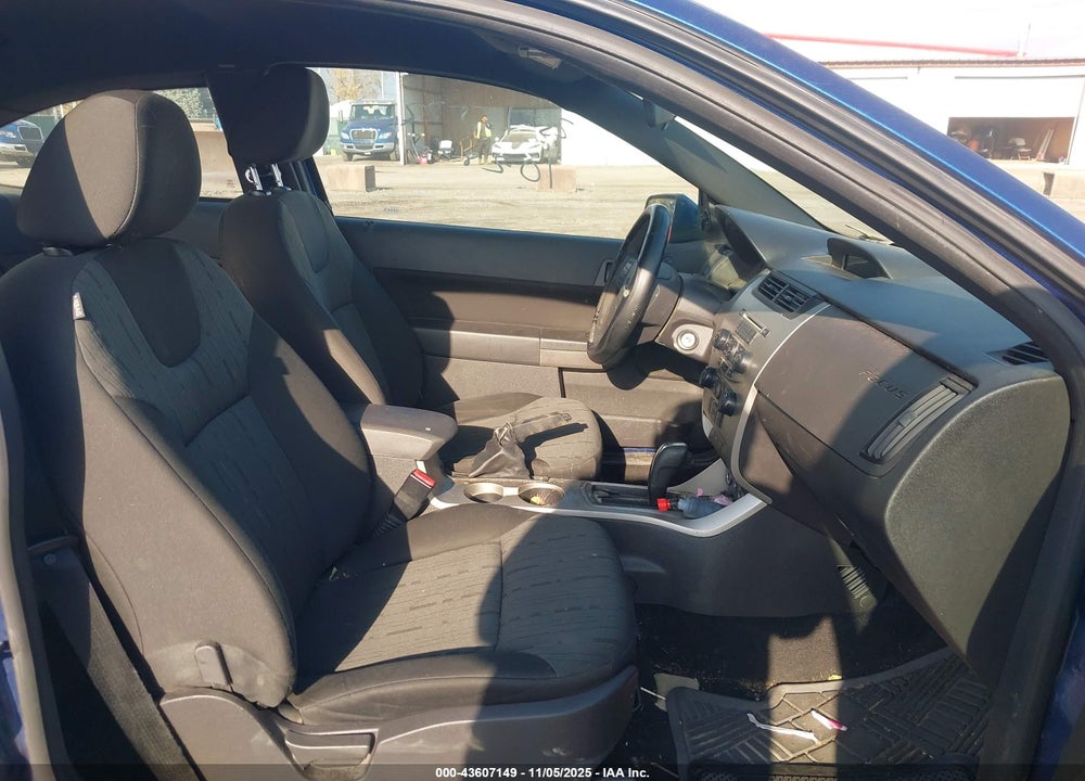 2009 FORD FOCUS VIN: 1FAHP32N99W159527