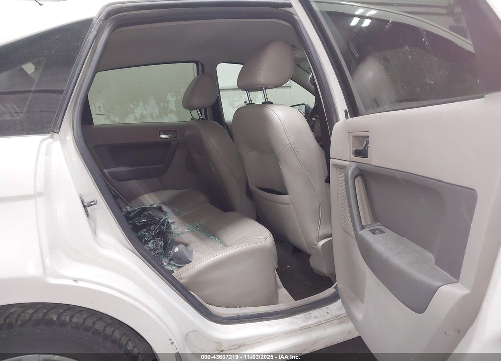 2009 FORD FOCUS SEL VIN: 1FAHP37N59W247466
