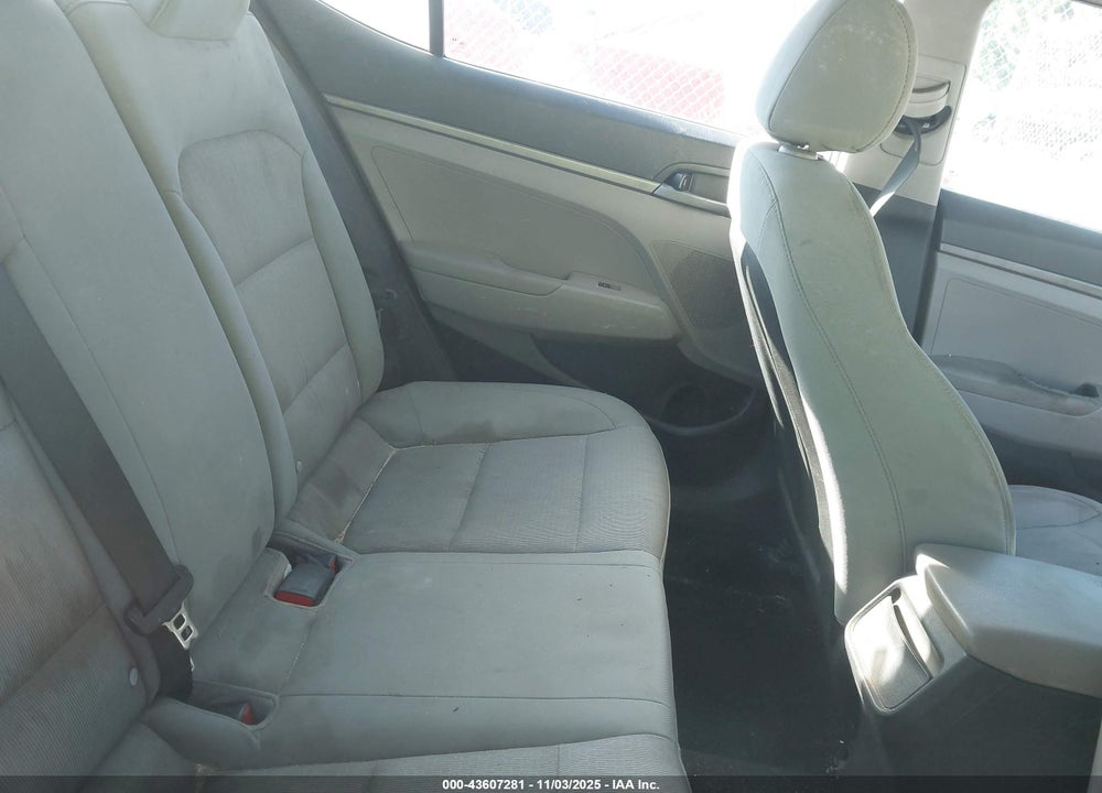 2017 HYUNDAI ELANTRA SE VIN: 5NPD74LF9HH065934
