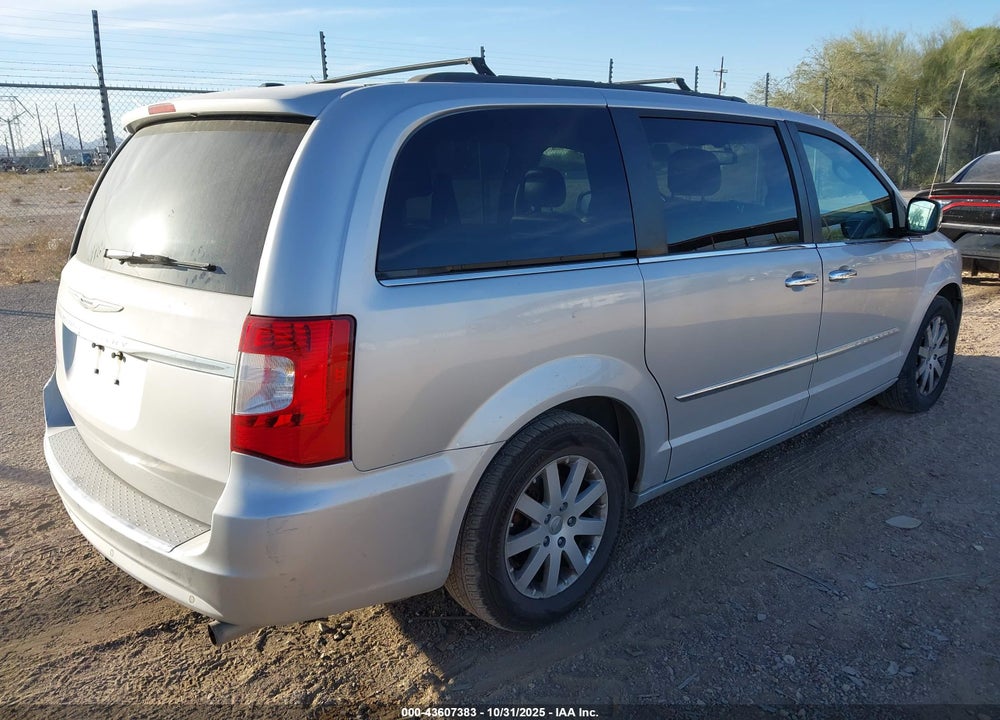 2011 CHRYSLER TOWN & COUNTRY TOURING-L VIN: 2A4RR8DG2BR784445
