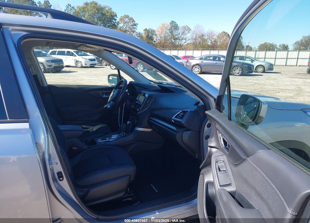 2021 SUBARU FORESTER VIN: JF2SKAFC7MH414377