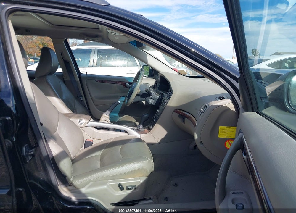 2005 VOLVO XC70 2.5T AWD VIN: YV1SZ592151194663