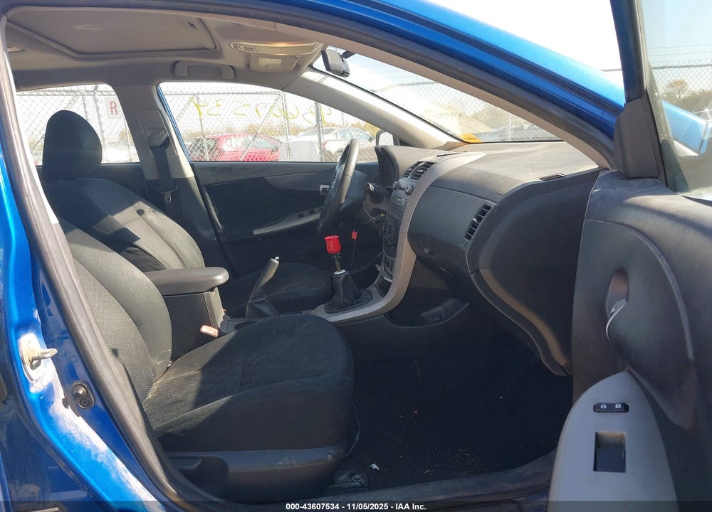 2010 TOYOTA COROLLA S VIN: 1NXBU4EE3AZ223650