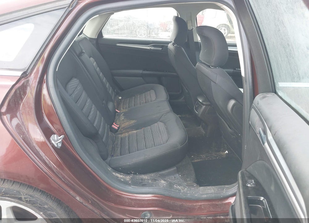 2016 FORD FUSION SE VIN: 3FA6P0H79GR301177