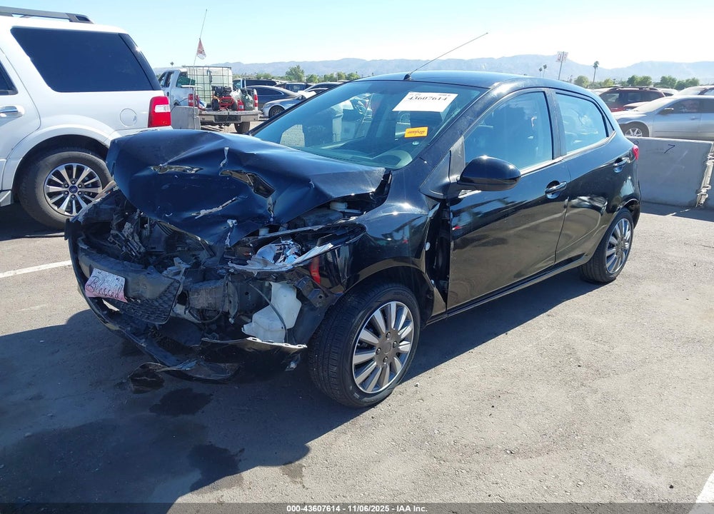 2012 MAZDA 2 SPORT VIN: JM1DE1KZ1C0147985
