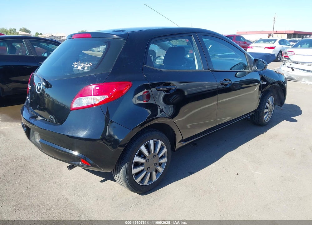 2012 MAZDA 2 SPORT VIN: JM1DE1KZ1C0147985